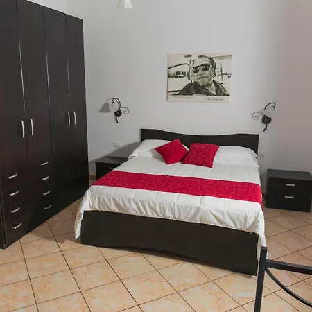 Couette-café Padula 4*