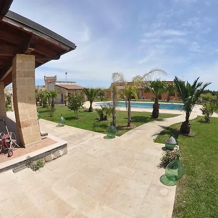 Couette-café Padula 4*